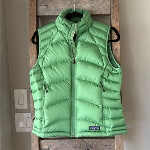 Patagonia Vibrant Green Quilted Vest